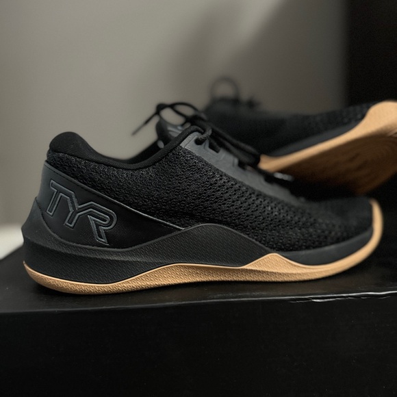 NEW TYR CXT-2 women’s size 9 Crossfit Shoe - Picture 2 of 8